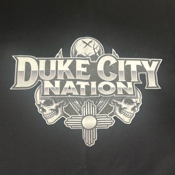 Unique, one of a kind R8R shirt! 🖤🏴☠️⚔️☠️ - Picture 3 of 3